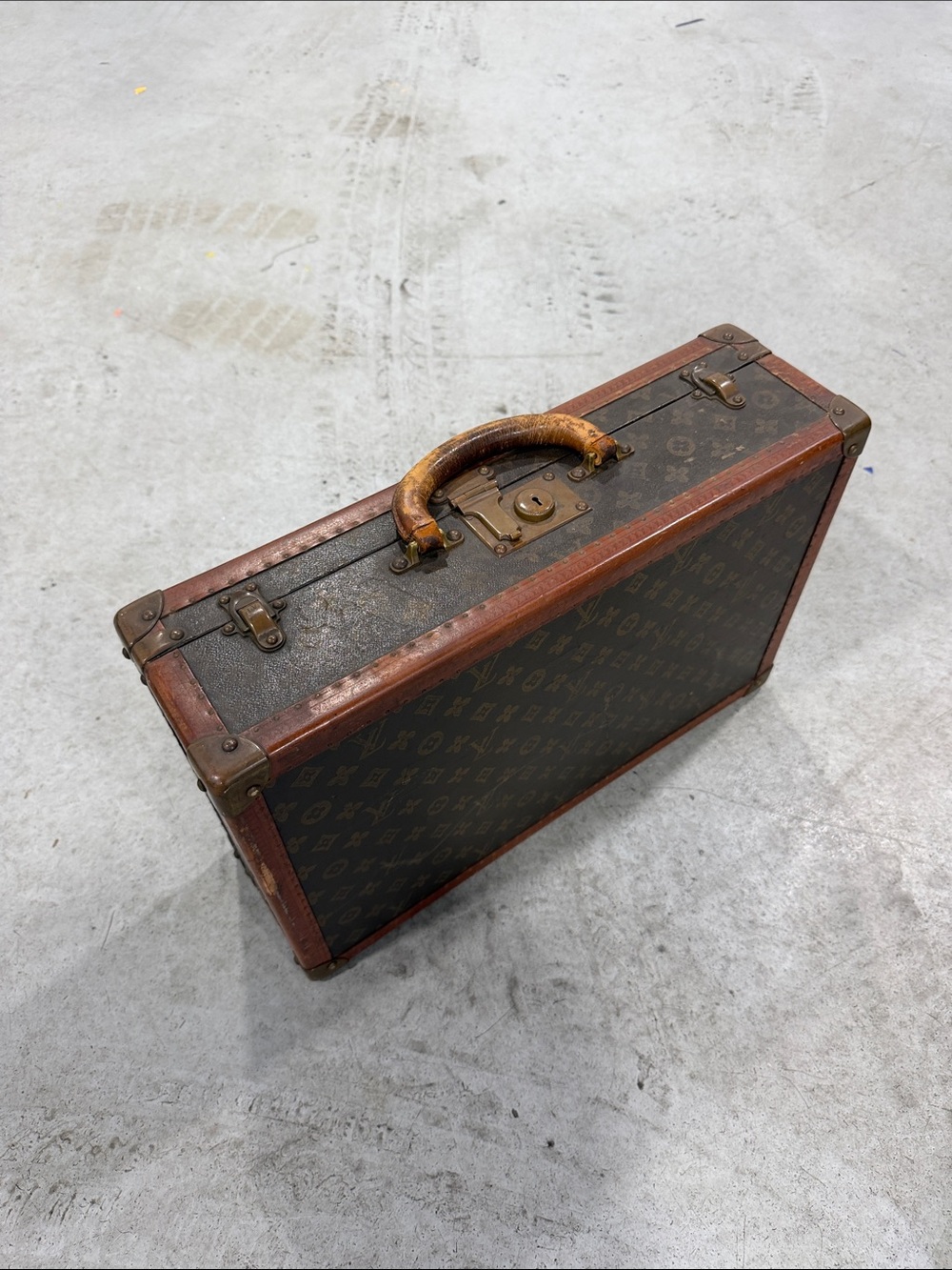 Louis Vuitton Monogram Leather Trim Vintage Carry Case in Brown
